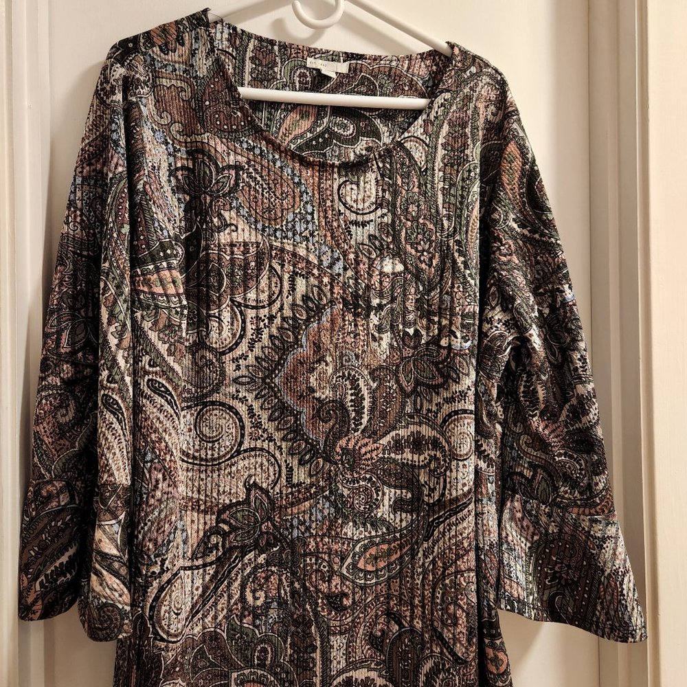 Women's est 1946 22/24 Long Sleeve Blouse